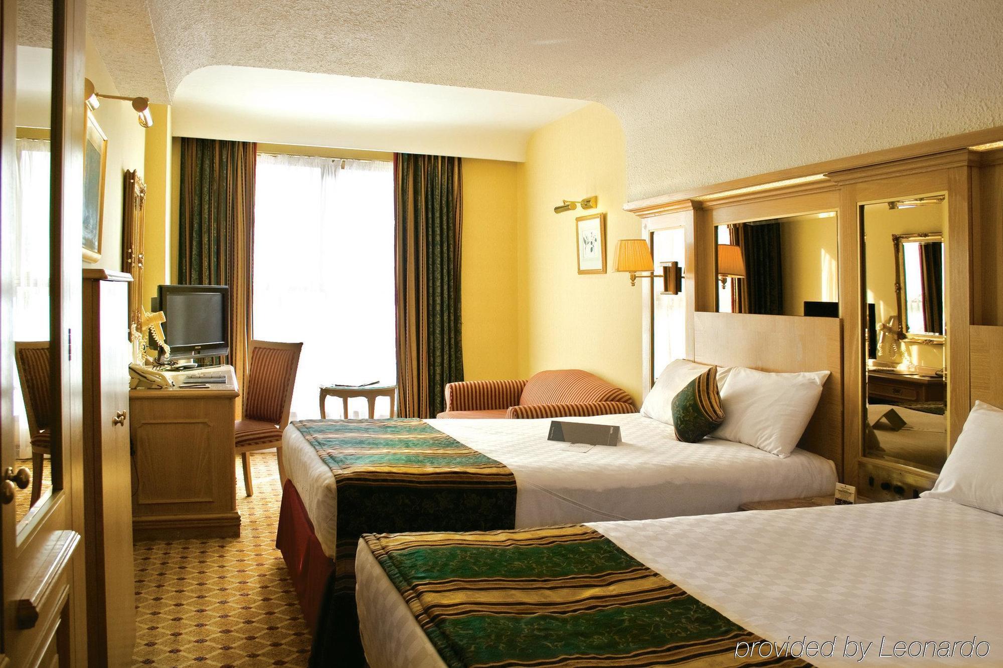 Thistle Westminster Londen Kamer foto