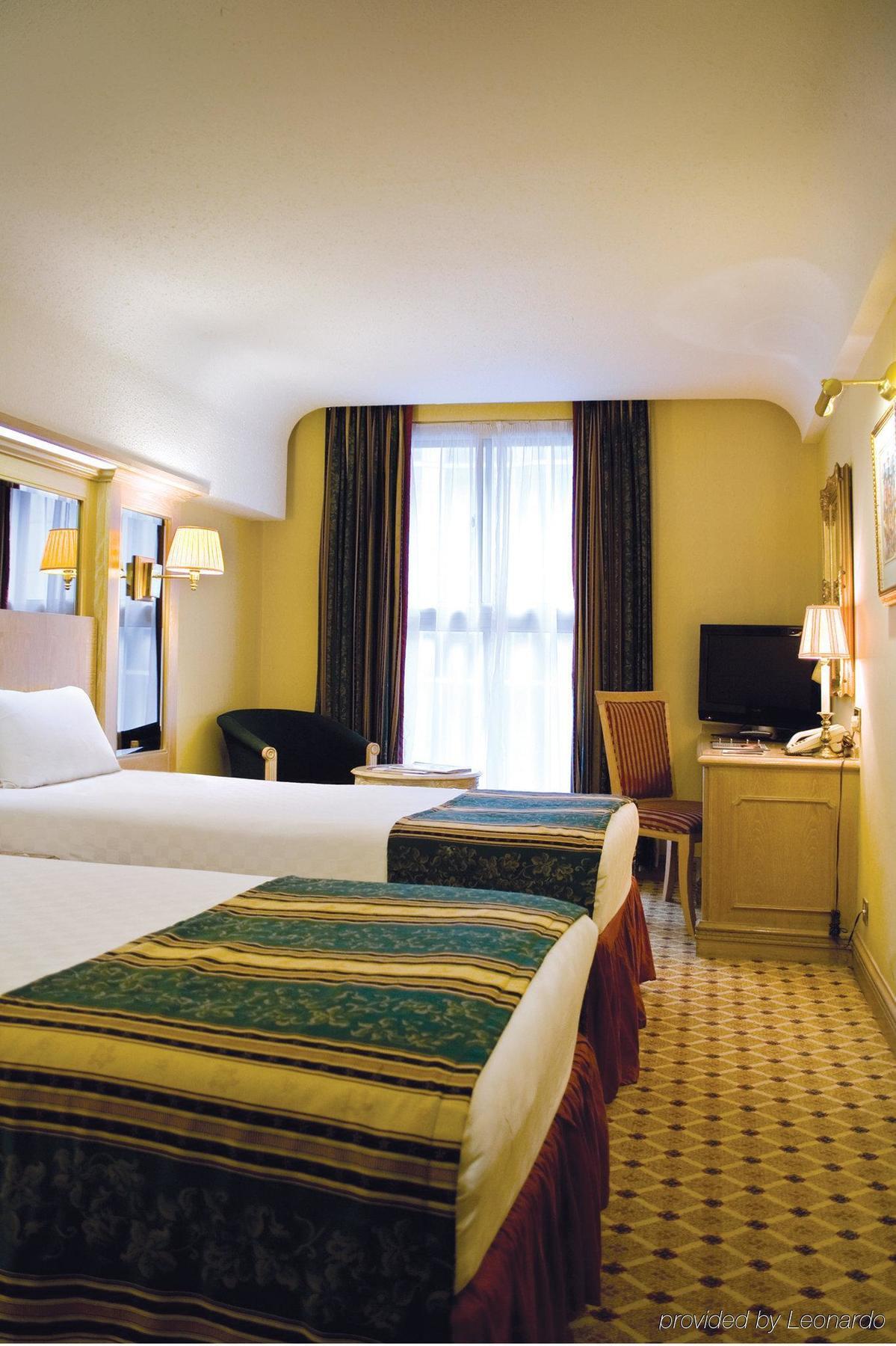 Thistle Westminster Londen Kamer foto